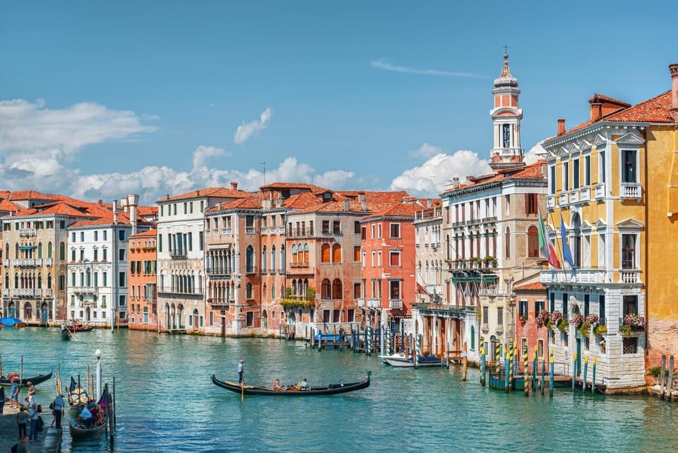 Ca' Rosso Venice Apartment in Venice