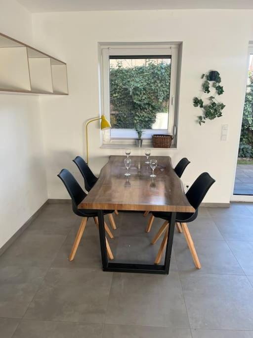 Chice Moderne Neubauwohnung Apartment in Lower Saxony, Germany
