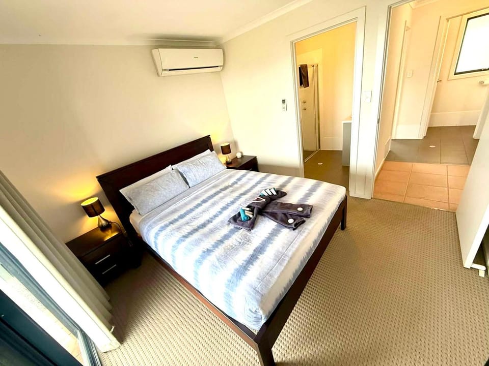 Sandcastle - A Esplanade Place, Stunning Views House in Kingscote