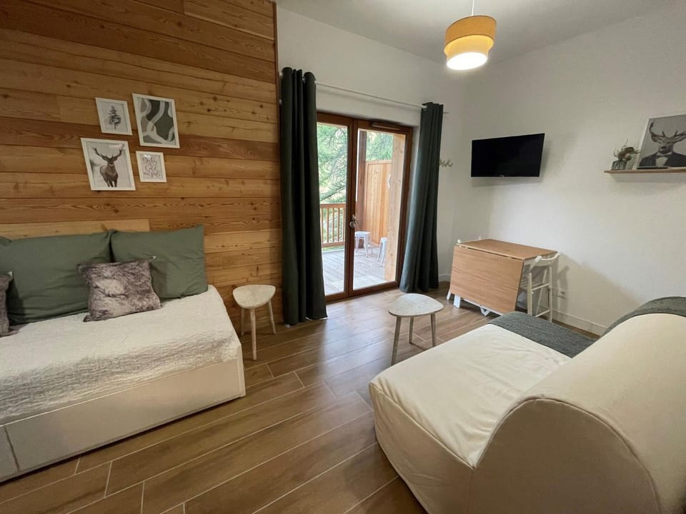 Varsea Residence - STUDIO BRIATA, COCOONING, VARSEA MAE-3231 Apartment in Provence-Alpes-Côte d'Azur