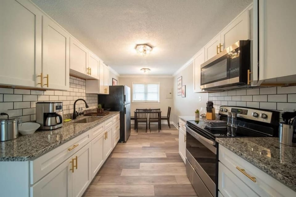 OV Mosaic - River Suite Apartment in Norfolk