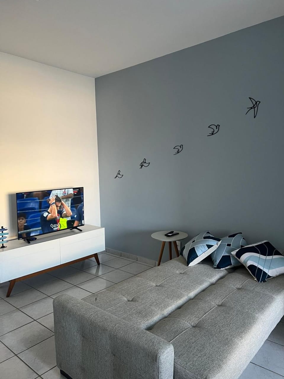 Novidade na Enseada Azul! Apto com churrasqueira, área gourmet e Ar condicionado a 150m da praia Apartment in Guarapari