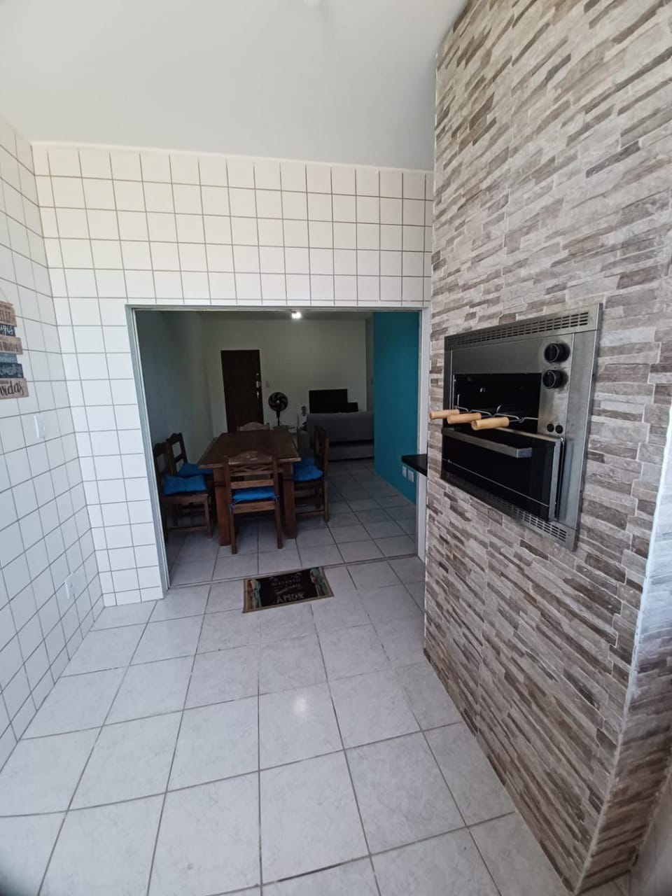 Novidade na Enseada Azul! Apto com churrasqueira, área gourmet e Ar condicionado a 150m da praia Apartment in Guarapari