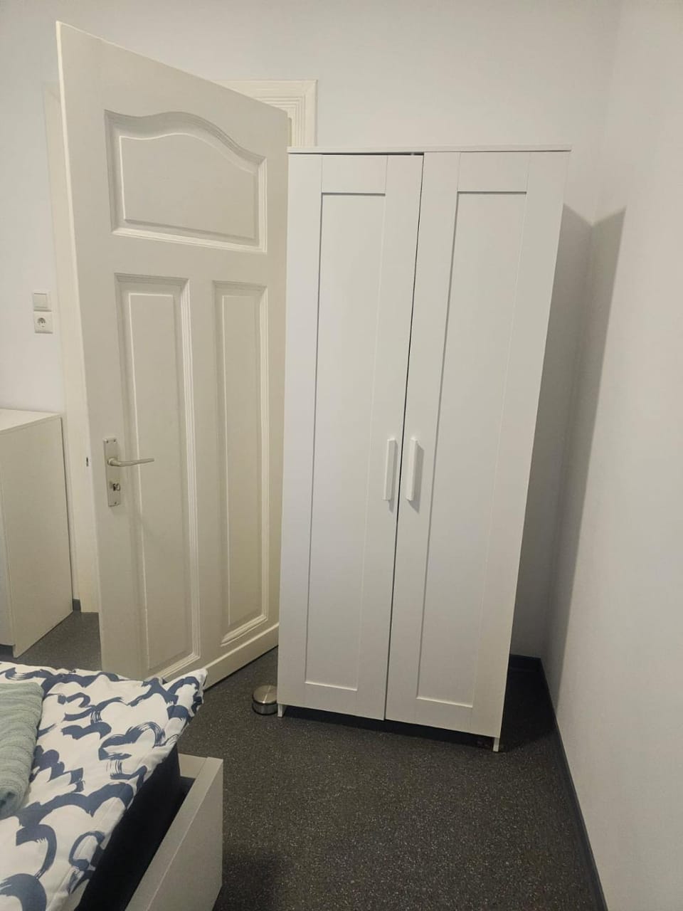 Bed, Photo of the whole room, Bedroom, wardrobe