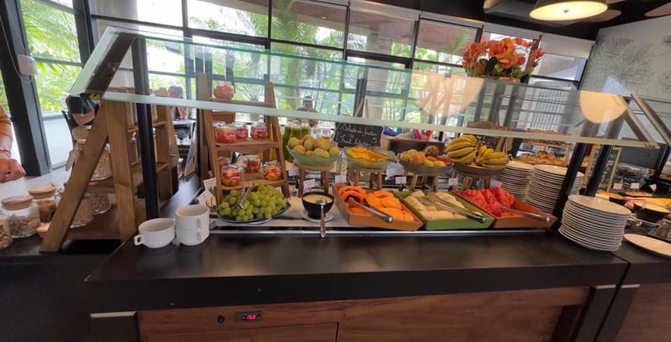 Continental breakfast, Buffet breakfast