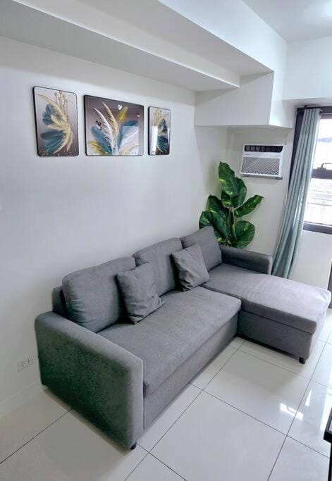 1BR T2 with Balcony Panoramic View at Horizons 101 Apartment in Lapu-Lapu City