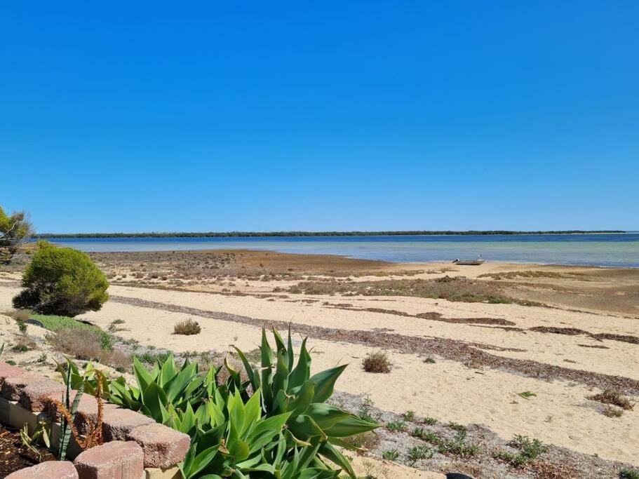 Crab Claw Cottage House in South Australia
