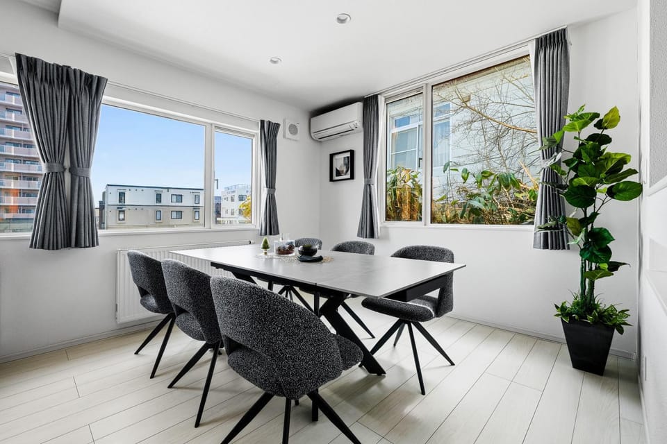 Dining area, air conditioner