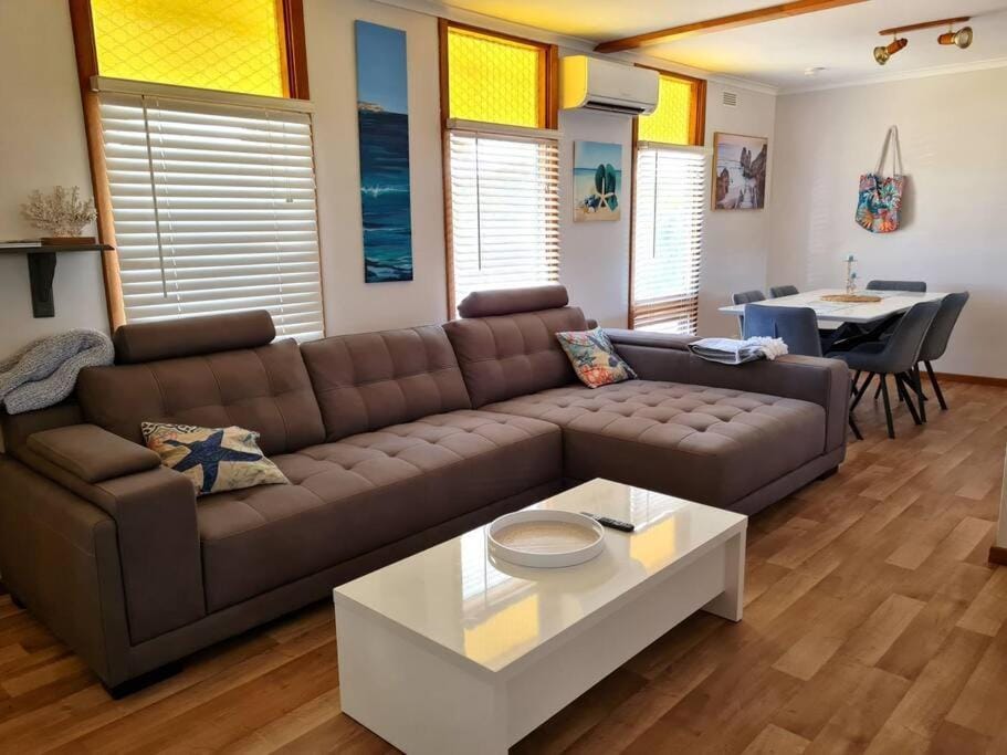 Lil Blue Beach House House in Port Hughes
