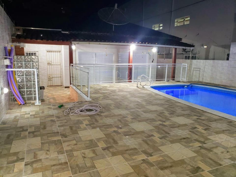 Casa com Piscina Ubatuba 120ms da praia do Sapê House in State of São Paulo