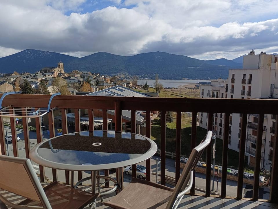 F2 au pied des pistes avec WiFi et parking Apartment in Occitanie
