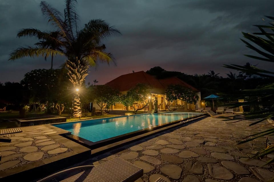 Night, Swimming pool