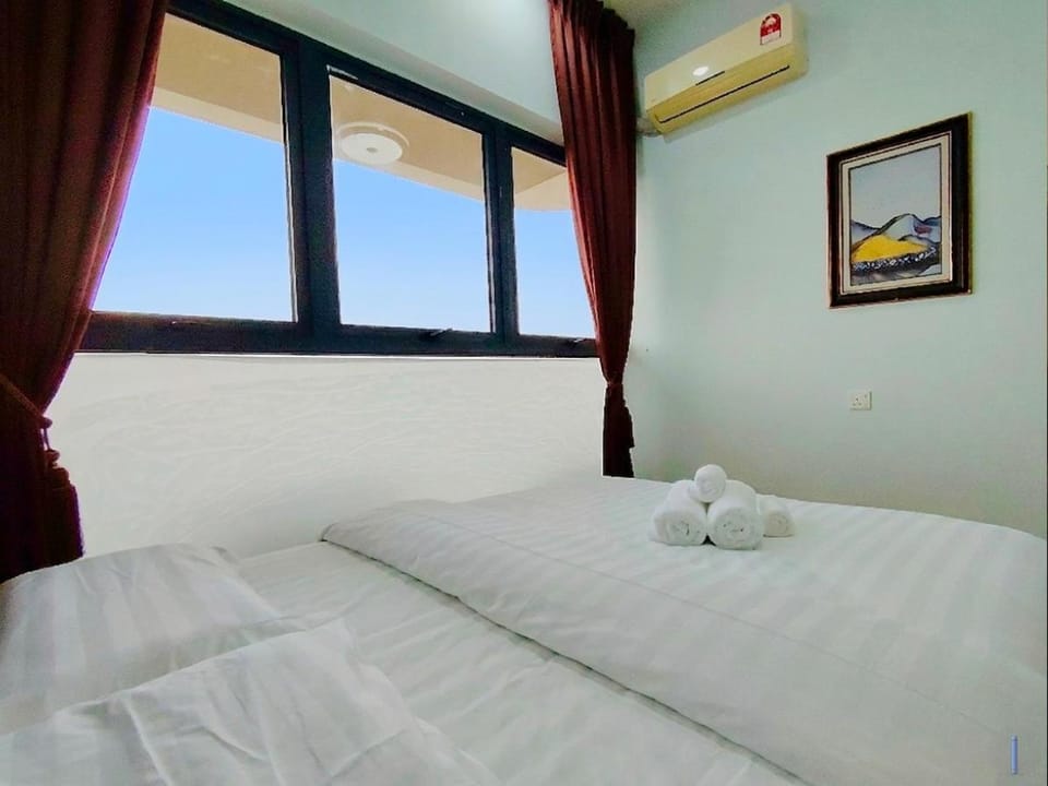 Bedroom, towels, air conditioner