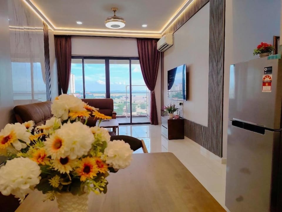 TV and multimedia, View (from property/room), Living room, Seating area
