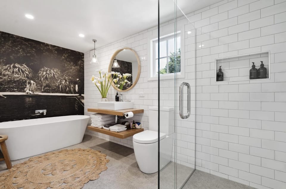 Shower, Toilet, Bathroom, Bath, towels