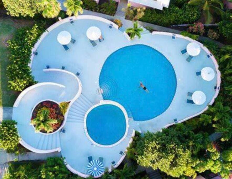 Bird's eye view, Pool view, Swimming pool