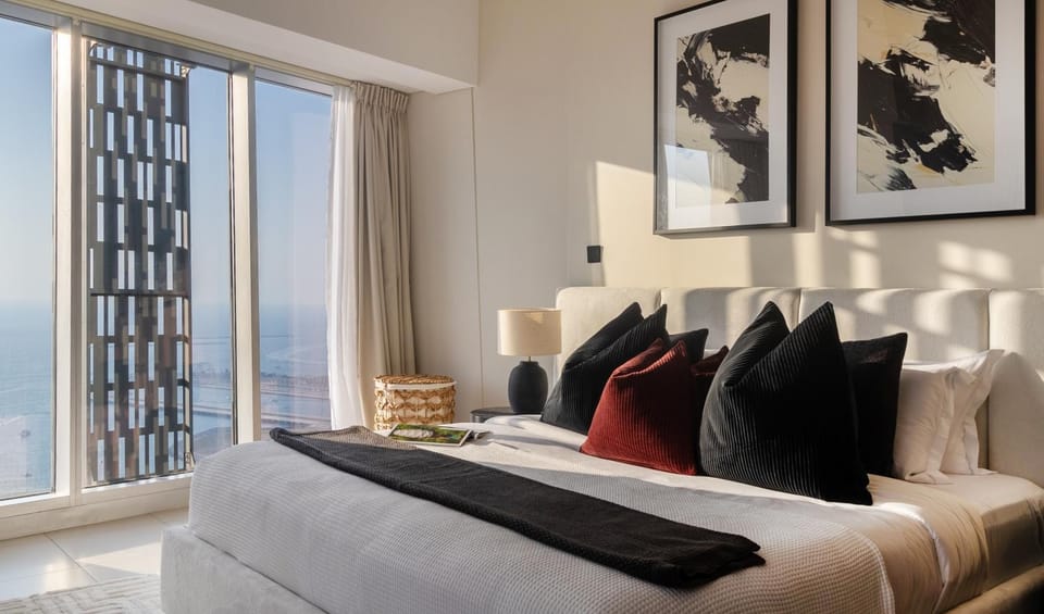 Bed, Bedroom, Sea view