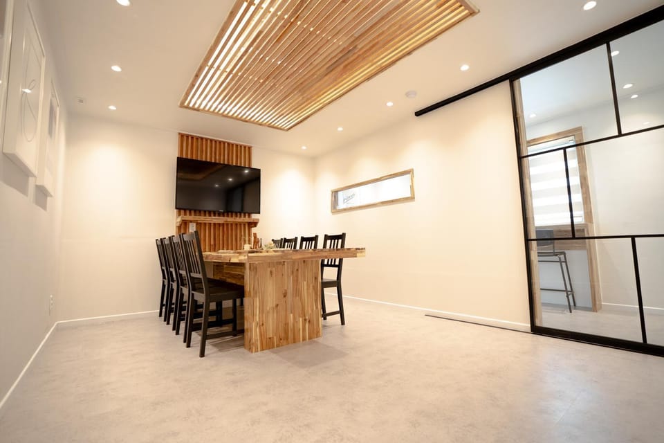 Soul of Seoul 6 Hongdae 5BR & 4Bath, elevator, Free wifi Apartment in Seoul