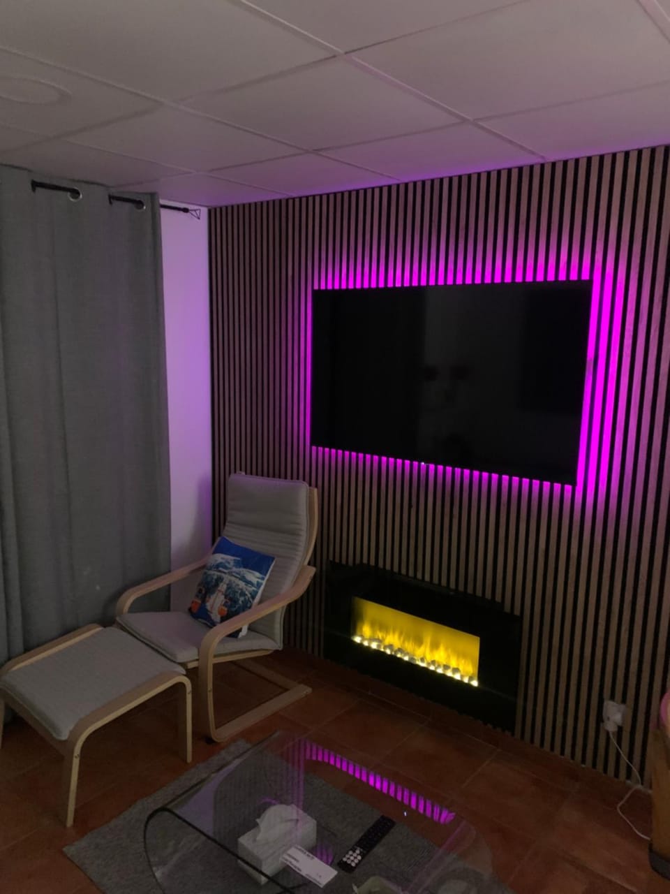 Communal lounge/ TV room