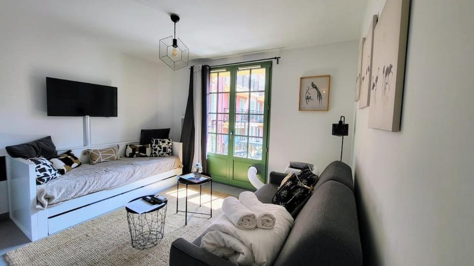 WeHost - Studio Flamingo Apartment in Nice