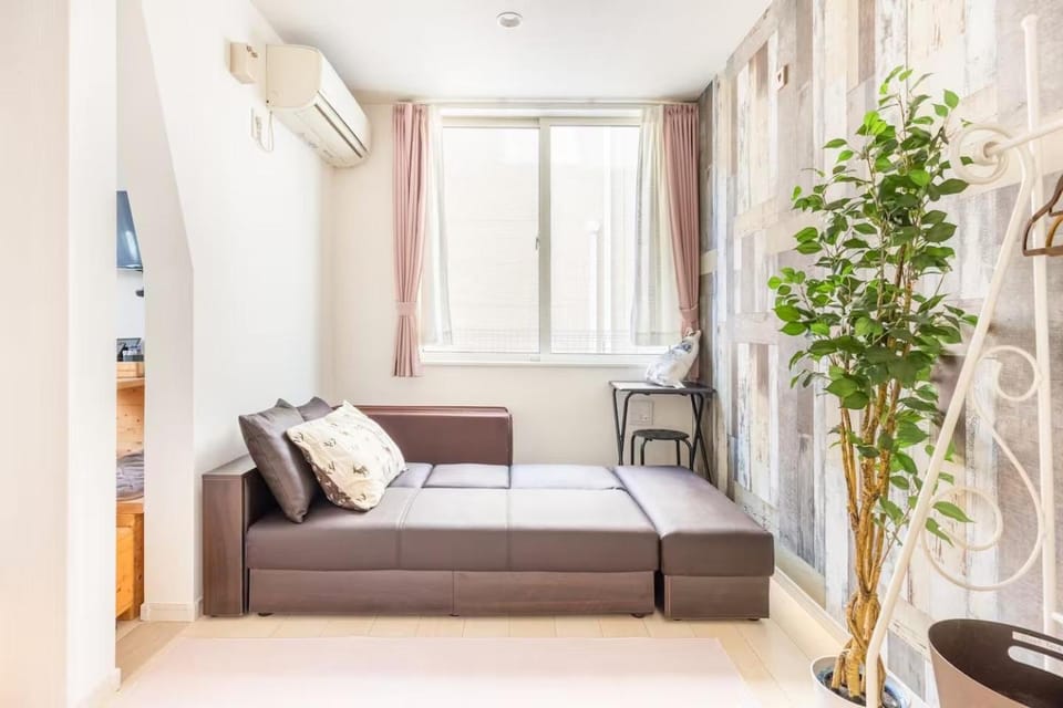 Bed, Bedroom, air conditioner