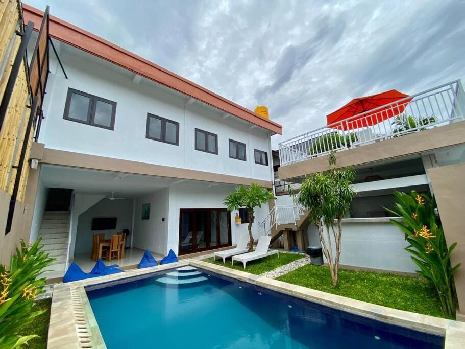 Casa Lilo, Family Villa with Private Pool in Central Seminyak Villa in Kuta