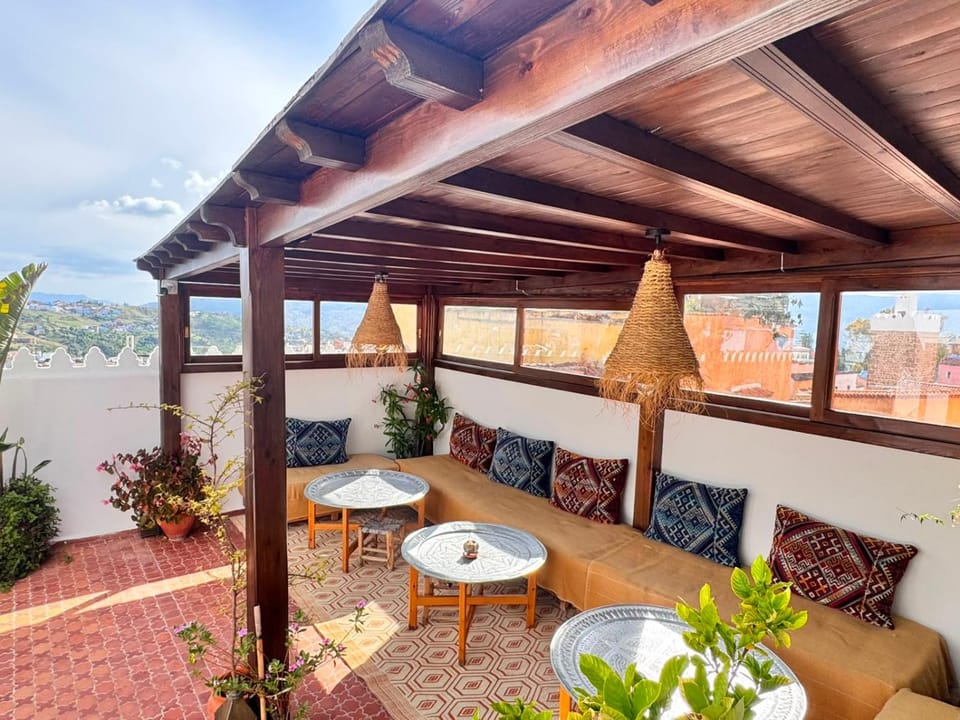 View (from property/room), Balcony/Terrace, Seating area, Dining area