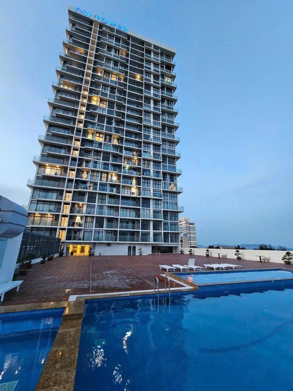 Property building, Balcony/Terrace, Swimming pool
