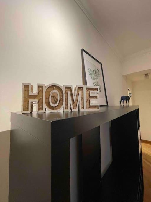 Cozy flat Piazza Vescovio Apartment in Rome
