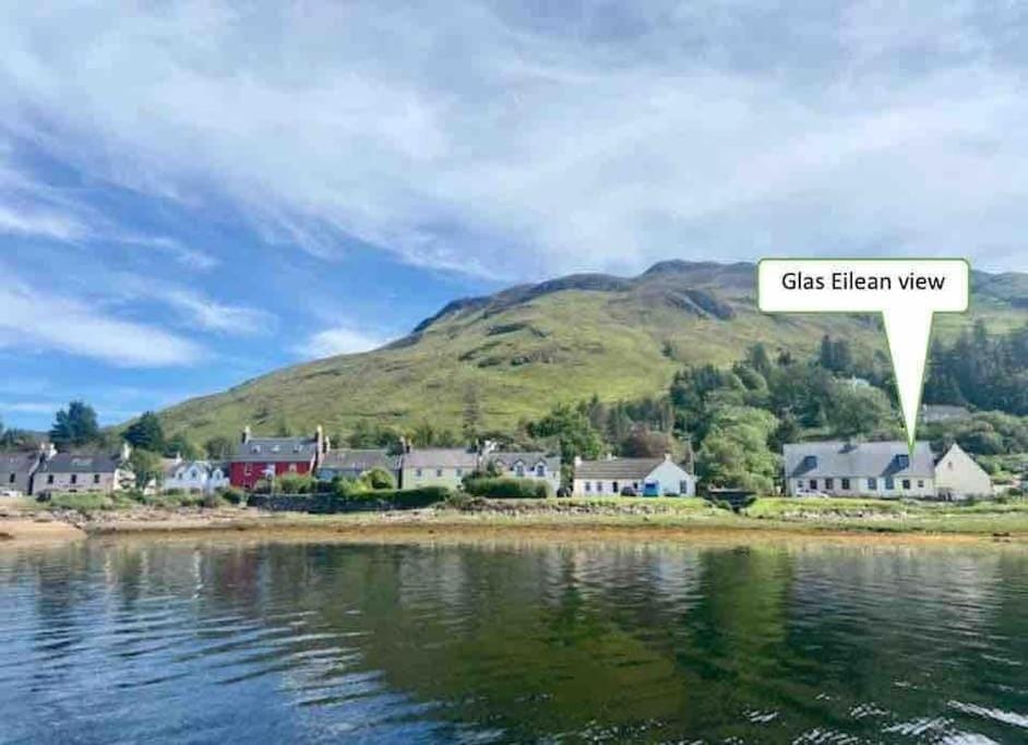 Mountain view, Sea view