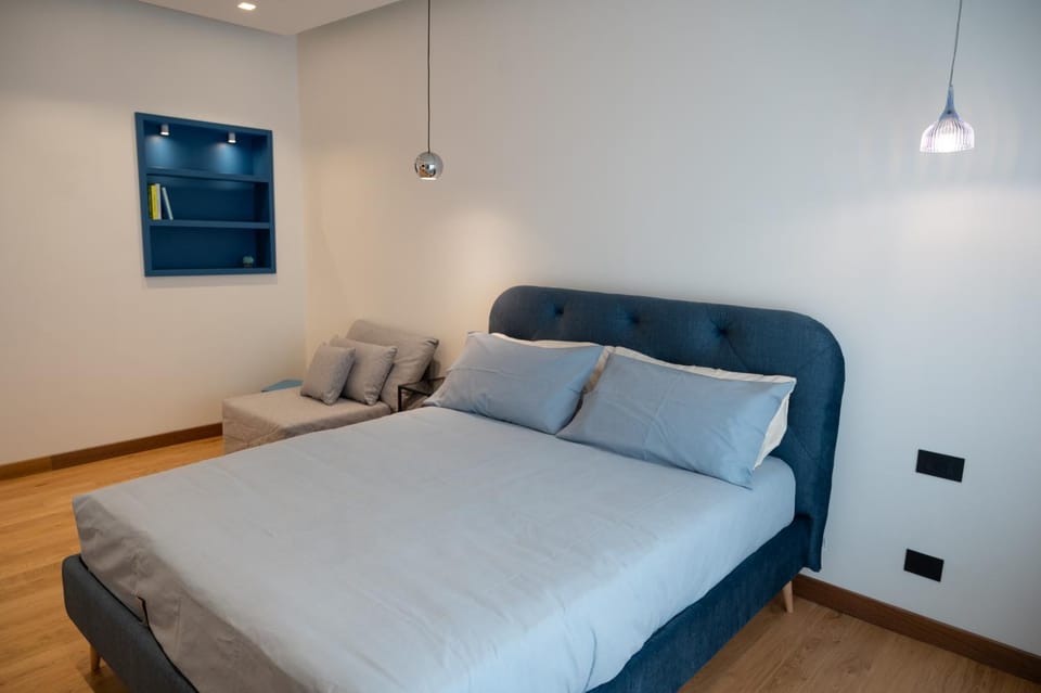 Bed, Photo of the whole room