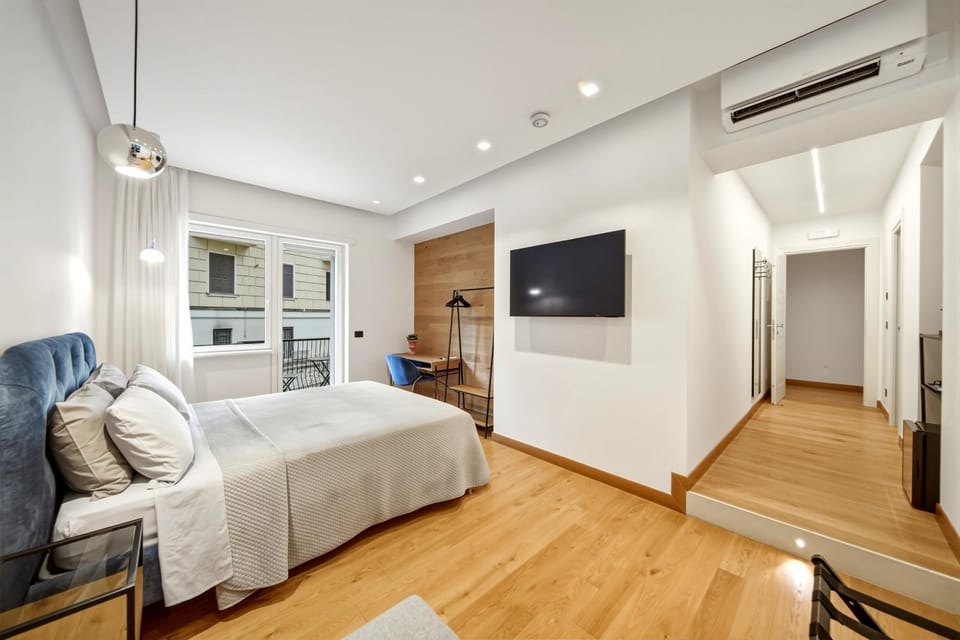 Bed, Balcony/Terrace, Photo of the whole room, Bedroom