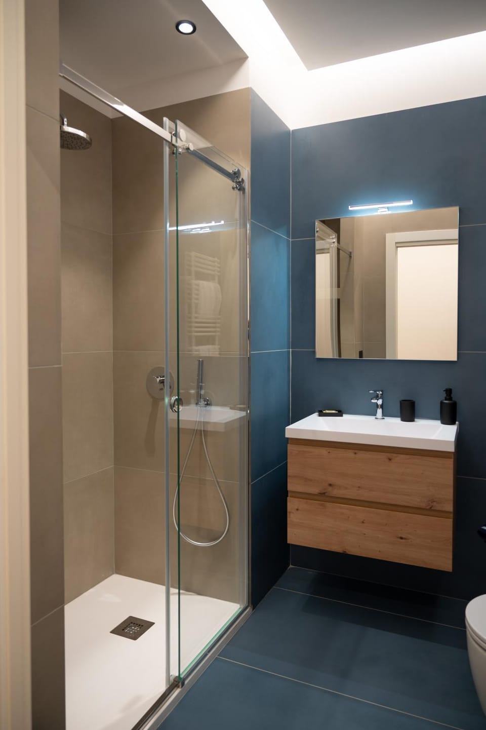 Shower, Bathroom
