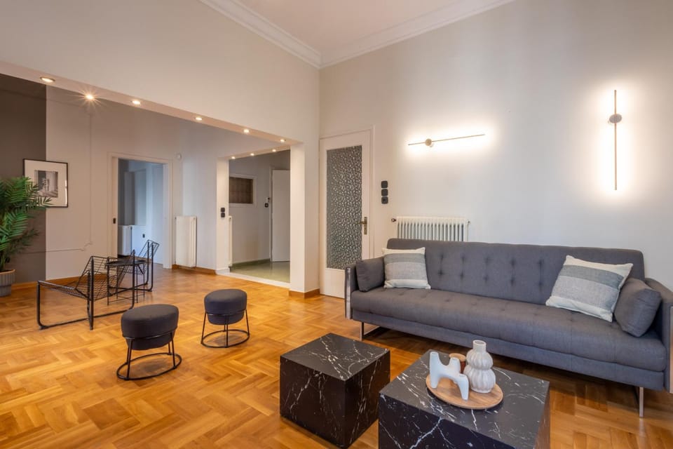 Communal lounge/ TV room, Living room