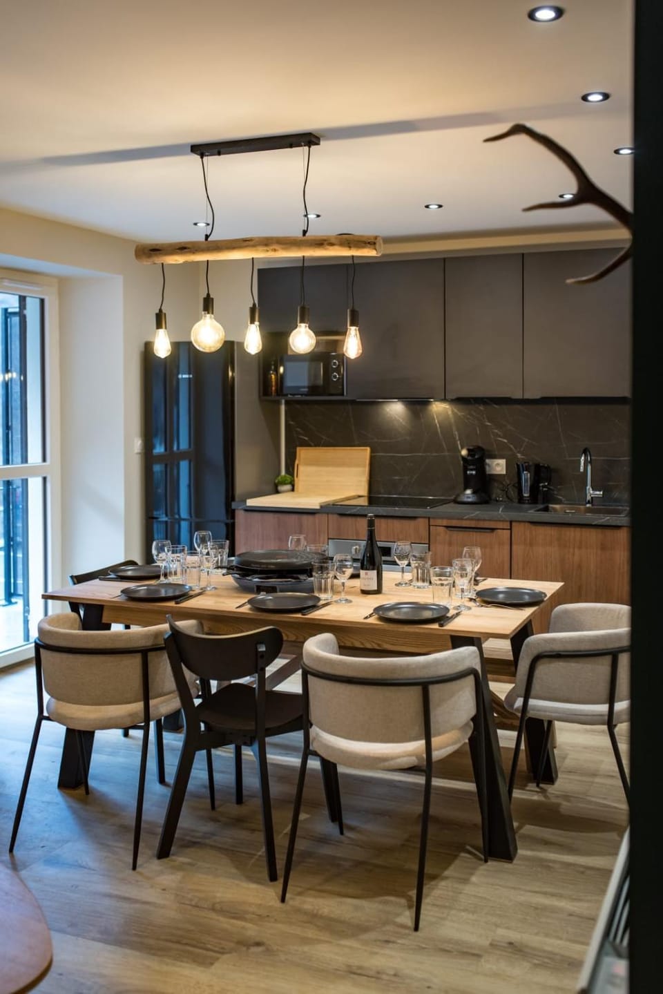 Kitchen or kitchenette, Living room, Dining area