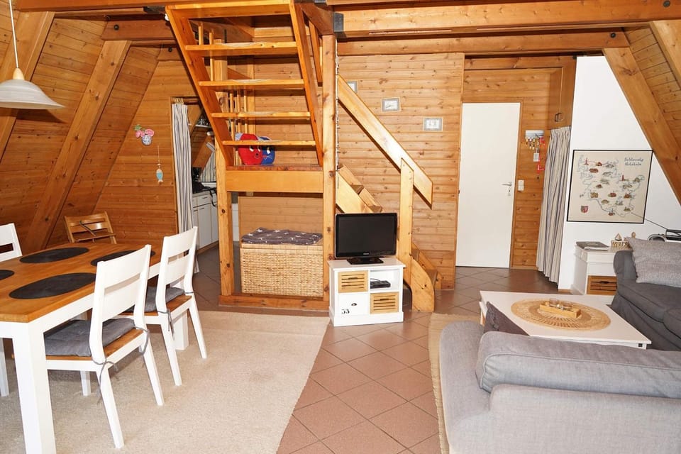 Zeltdachhaus in Strandnähe mit grossem Grundstück House in Damp