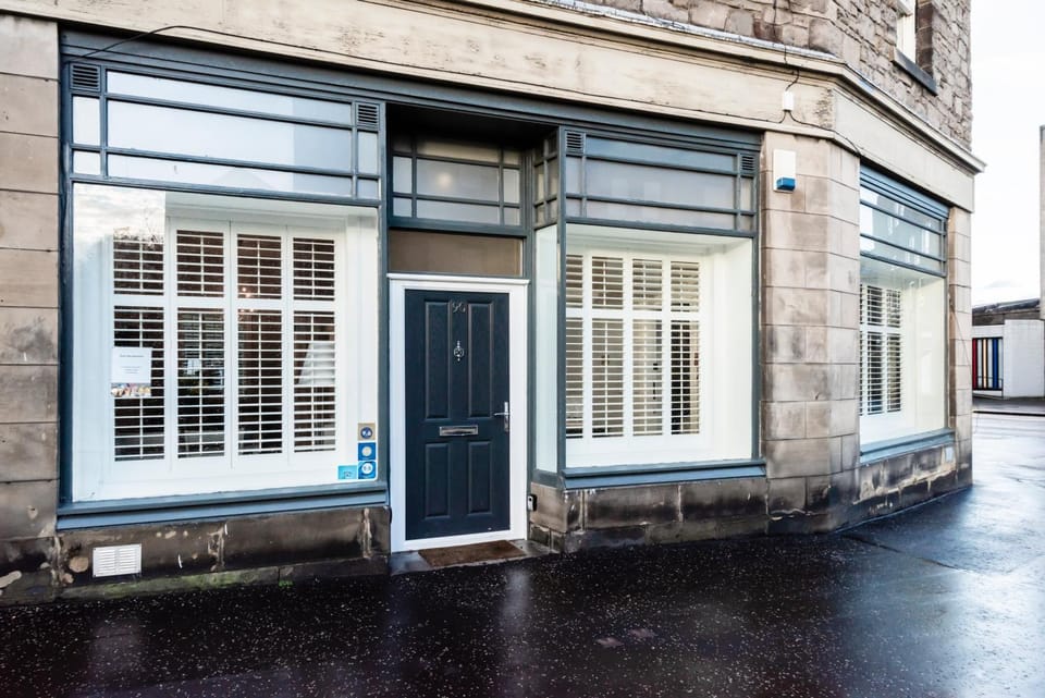 Ice Cream Suite Apartment in Edinburgh