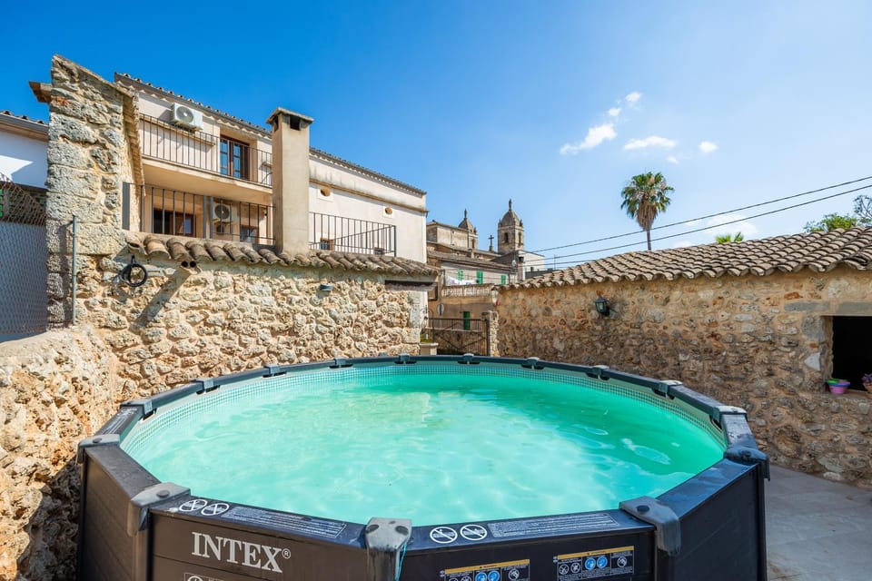 Property building, Swimming pool