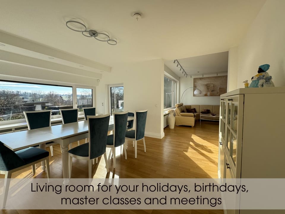 Living room, Seating area, Dining area