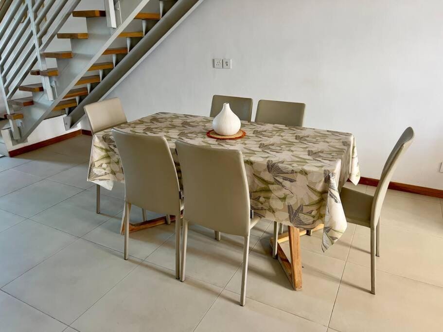 Superbe Duplex 2 Chambres La Croisette Grand Baie Apartment in Grand Baie
