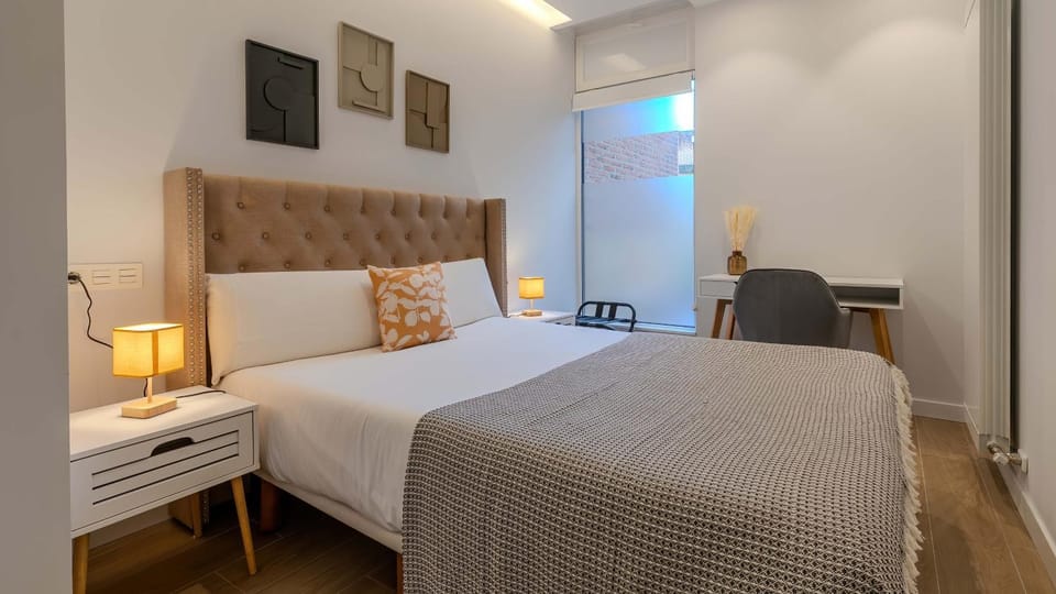 Bed, Photo of the whole room, heating