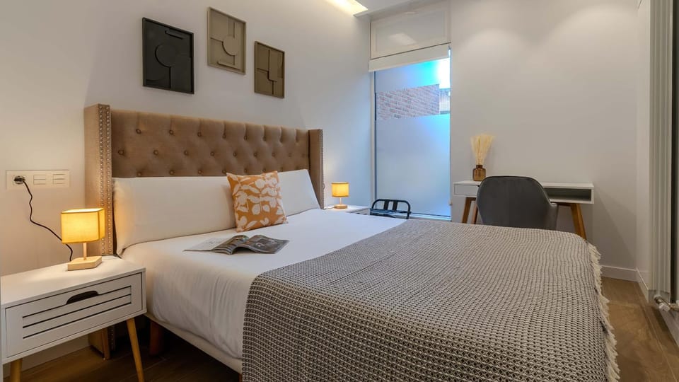Bed, Photo of the whole room, heating