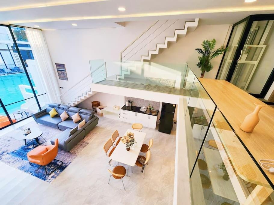 Pool Access Massive Townhouse House in Ko Samui