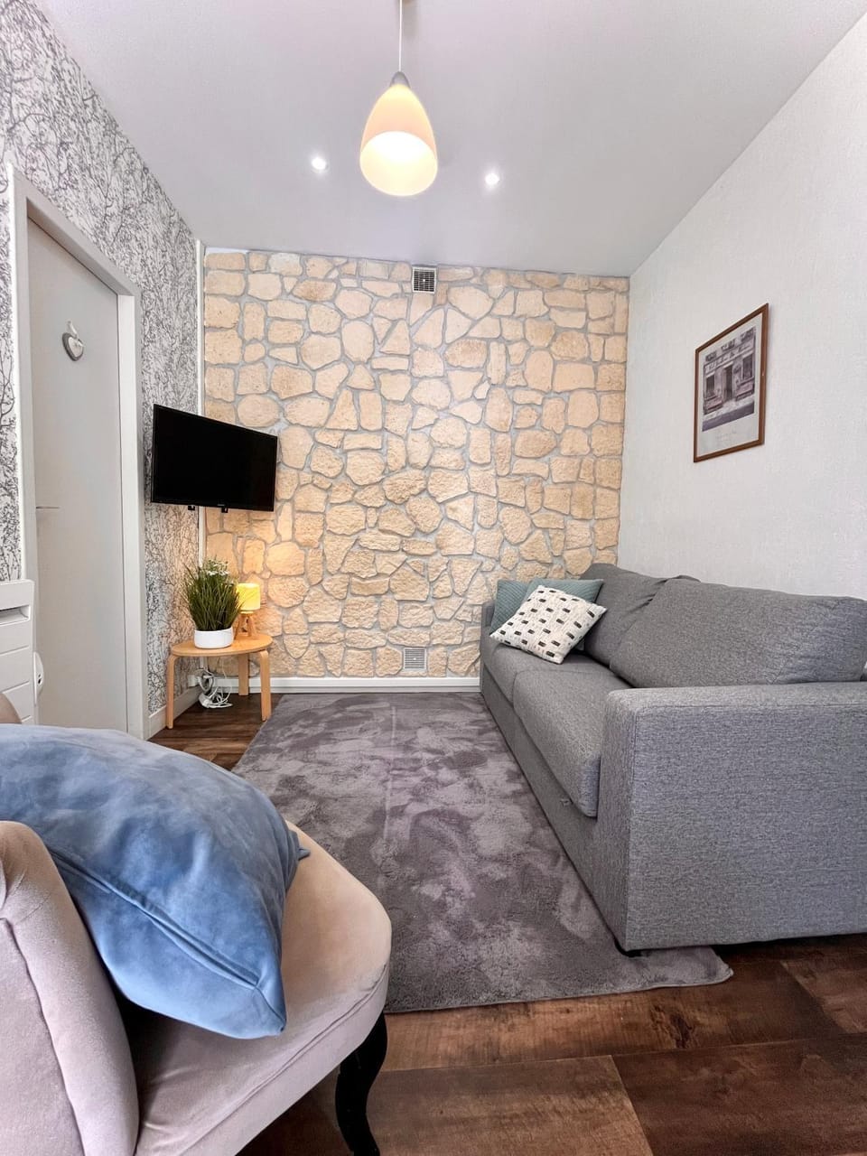 Charmant T2 avec jardin, 4 pers, coeur de village Apartment in Cauterets