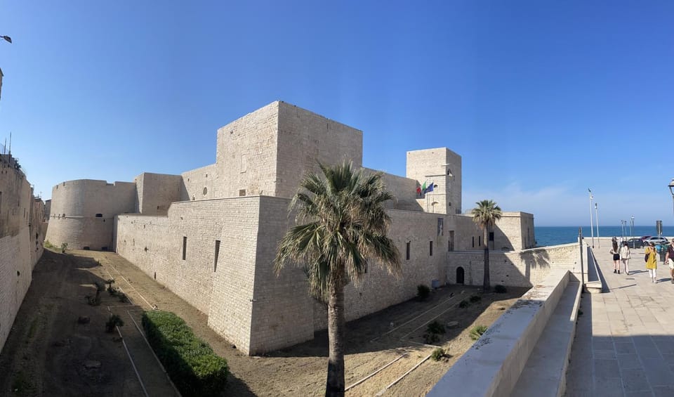 Le Dimore di Federico - Trani Bed and Breakfast in Trani