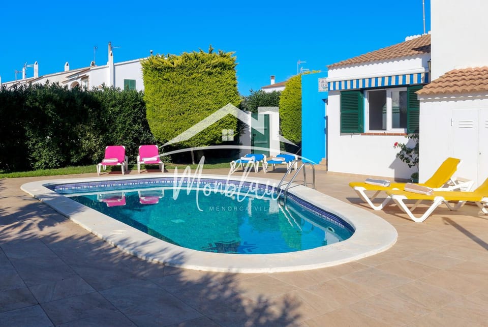 Villa Desi Villa in Cala en Blanes