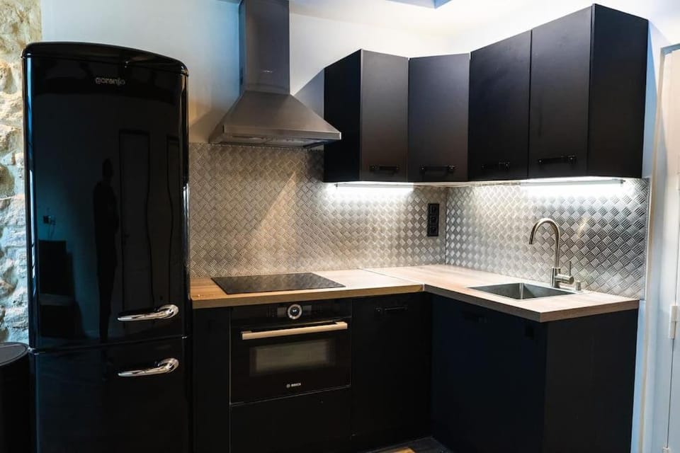 Kitchen or kitchenette, stove
