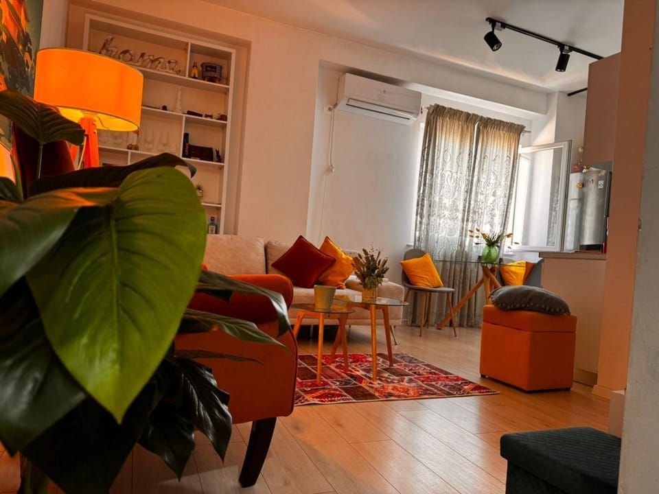 Living room, Seating area, Dining area, air conditioner