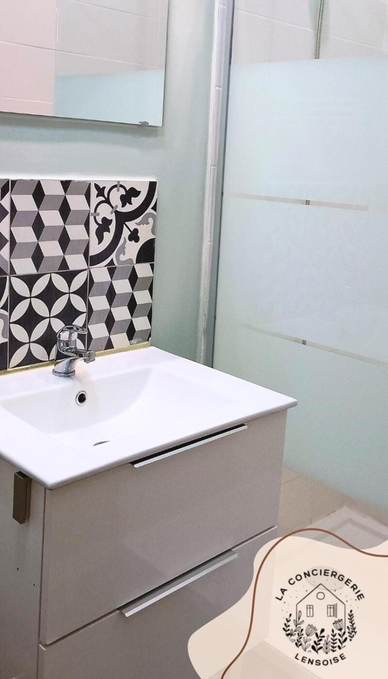 Bathroom, heating, towels