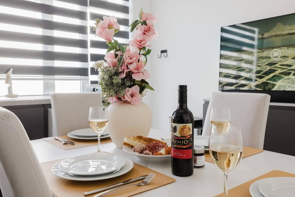 Townhouse Sliema 2BED by Homely! House in Sliema